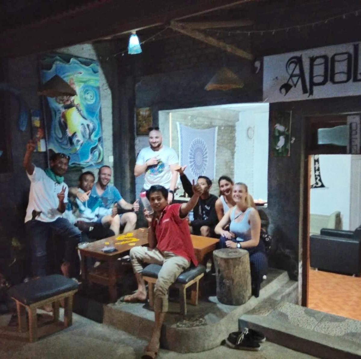 Apollo Hostel لوفينا المظهر الخارجي الصورة